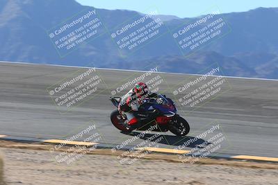 media/Feb-04-2024-SoCal Trackdays (Sun) [[91d6515b1d]]/1-Bowl (950am)/